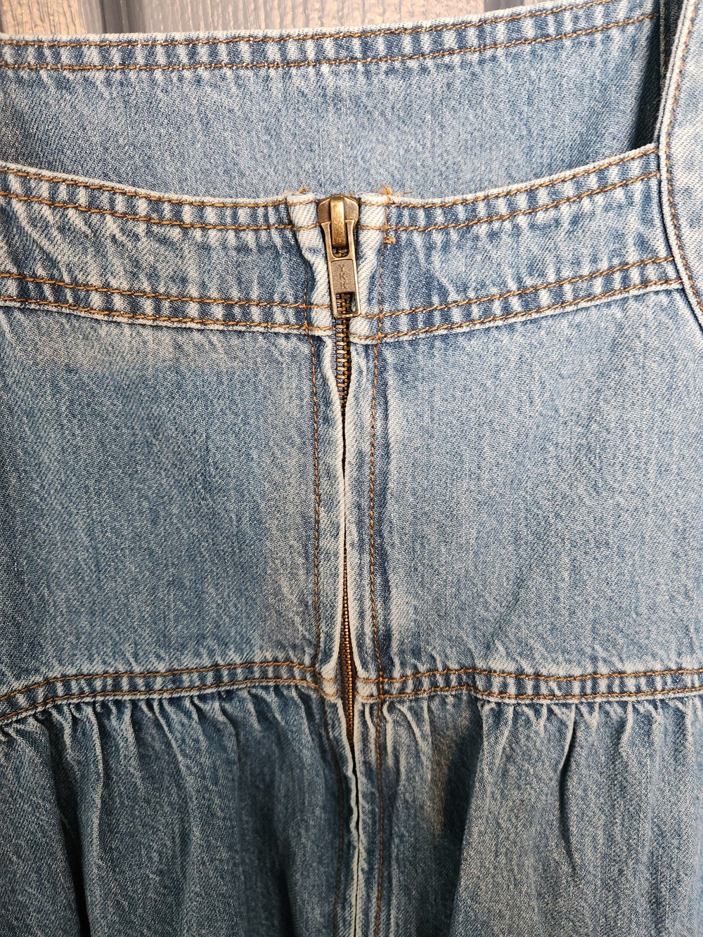 Madewll Denim Apron Midi Dress - Picture 4 of 7